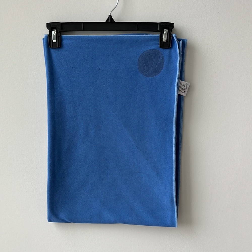 Lululemon yoga mat towel